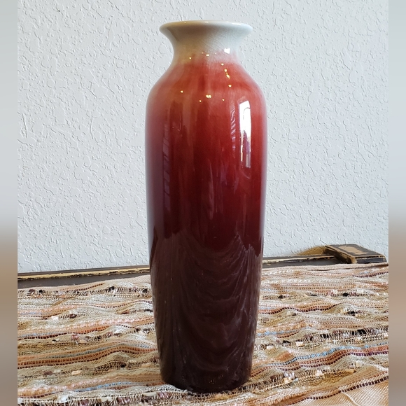 White & Red Ombre Ceramic Drip Crackle Glaze Table Vase MCM Christmas Holiday - Picture 9 of 10